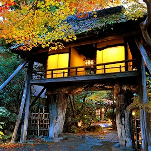 山ばな平八茶屋 京都市