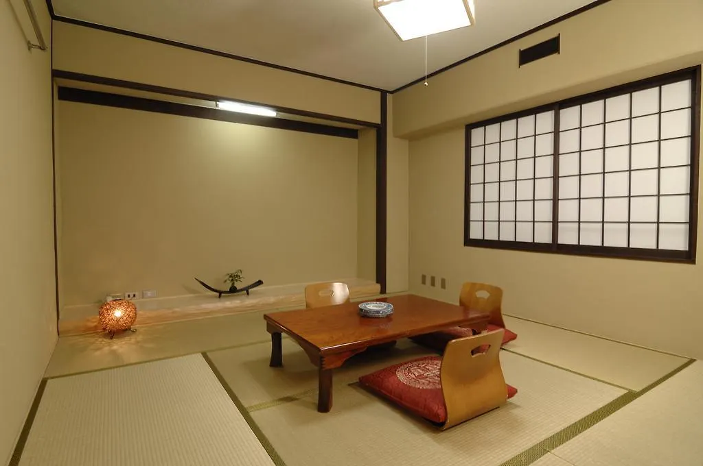 Hotel Iida Kyoto Ryokan